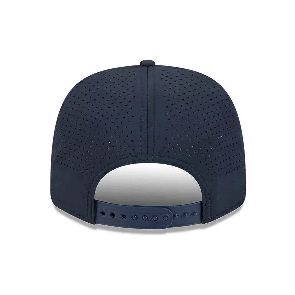 New Era - 9Seventy Perforated New York Yankees Stretch Snap - Navy